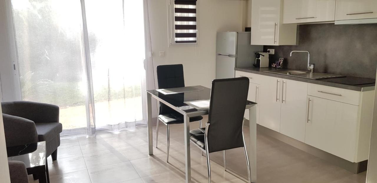 O Zen Suite Sanary-sur-Mer Bagian luar foto