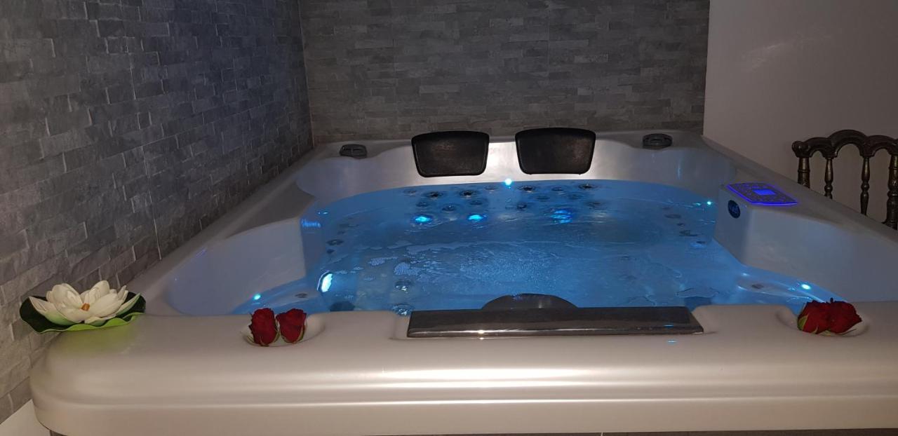 O Zen Suite Sanary-sur-Mer Bagian luar foto